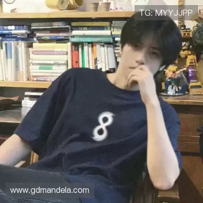鲍欢蔚